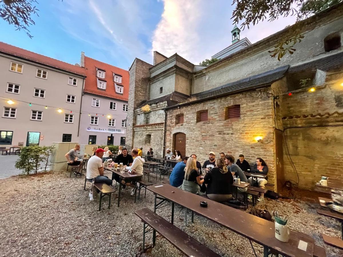 Apartment Am Roten Tor Augsburg Bagian luar foto